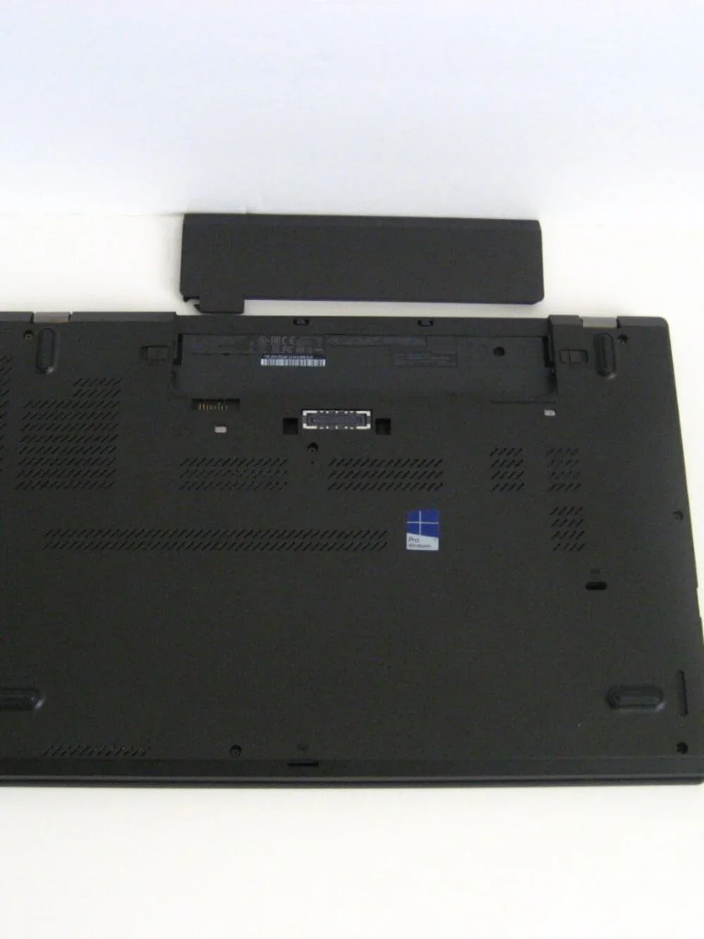 Lenovo T560 Thinkpad Ultrabook Laptop, Core i7, 238GB SSD, 16GB RAM, Win 11 Pro